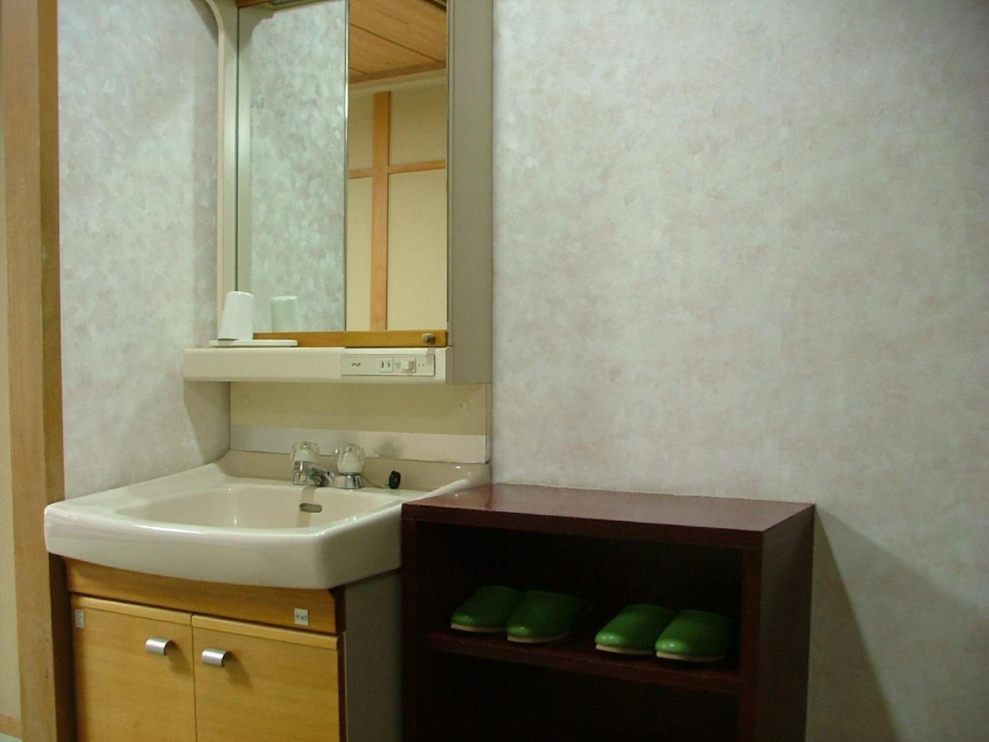 Miyajima Hotel New Kotobuki Хацукаїті Екстер'єр фото