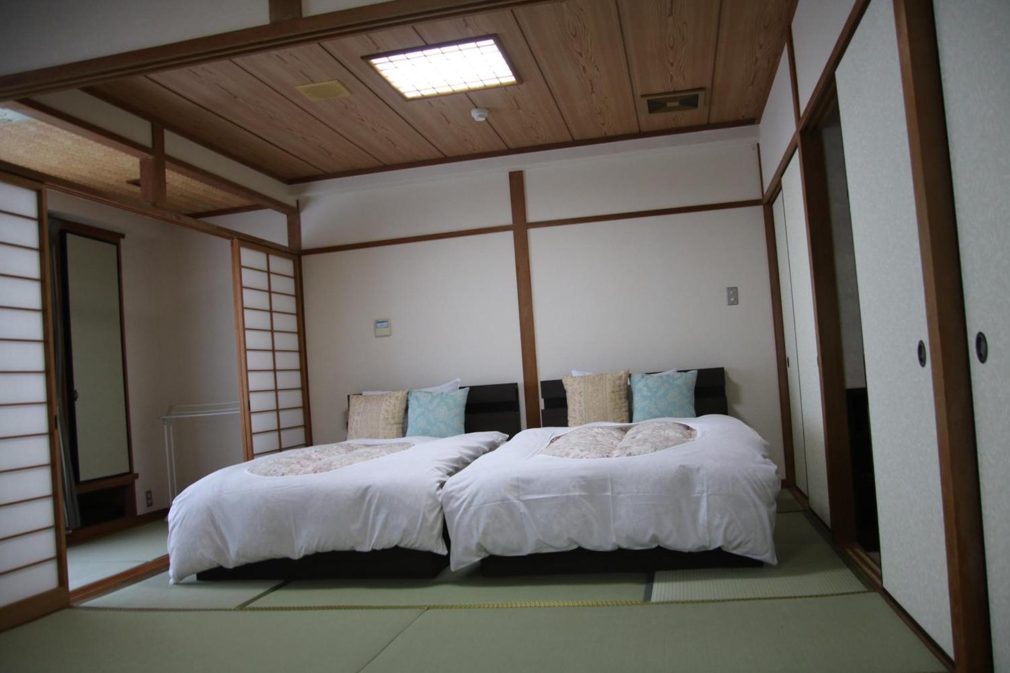 Miyajima Hotel New Kotobuki Хацукаїті Екстер'єр фото